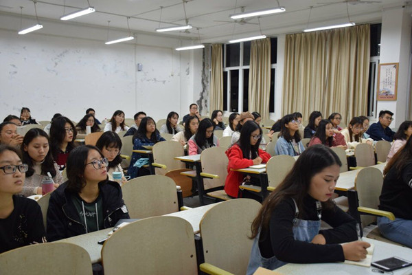 马克思主义学院2018—2019学年第一学期通讯员培训会顺利开展