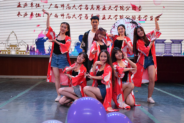 图片关键词