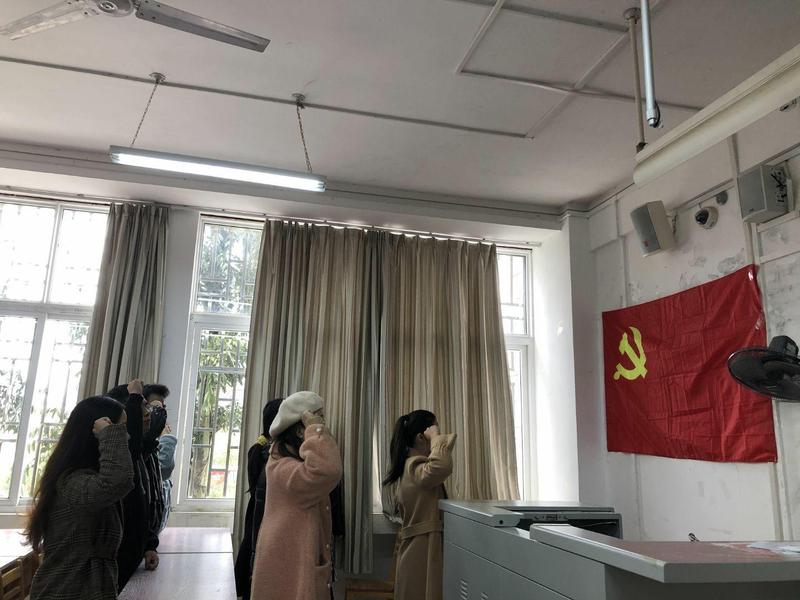 马克思主义学院研究生综合第二党支部党员发展大会圆满落幕