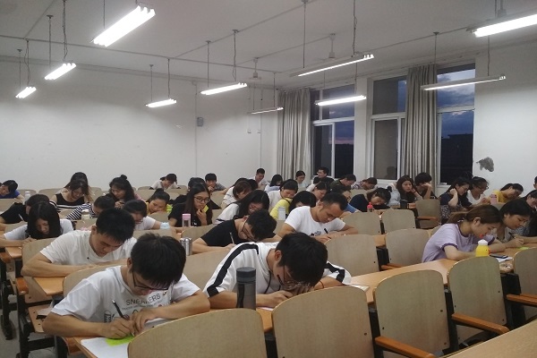 图片关键词