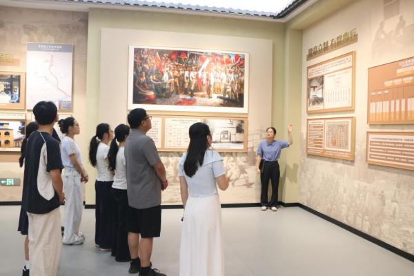 【用青春铺路 让理想闪光】广西师范大学“百廉家行”团队赴田东县开展家风家教专题调研