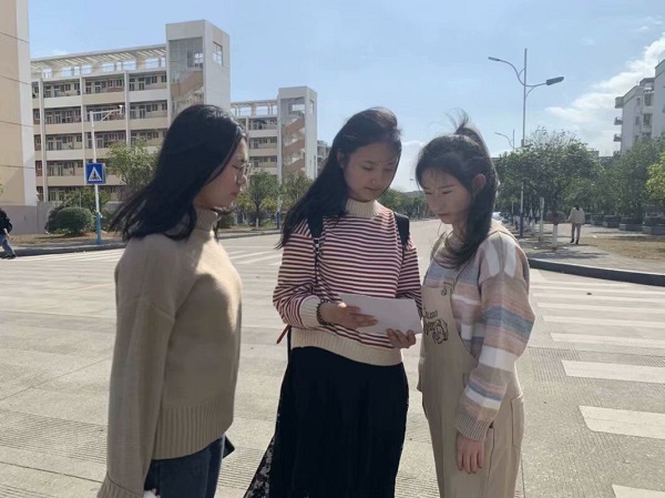 广西师范大学“红魂青马”调研团队于广西师范大学展开调研
