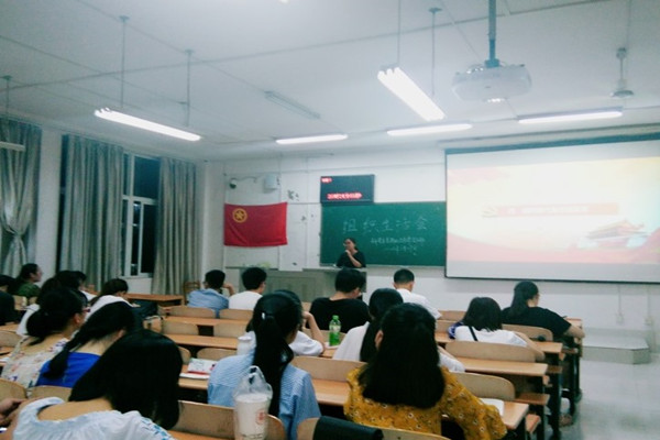 图片关键词