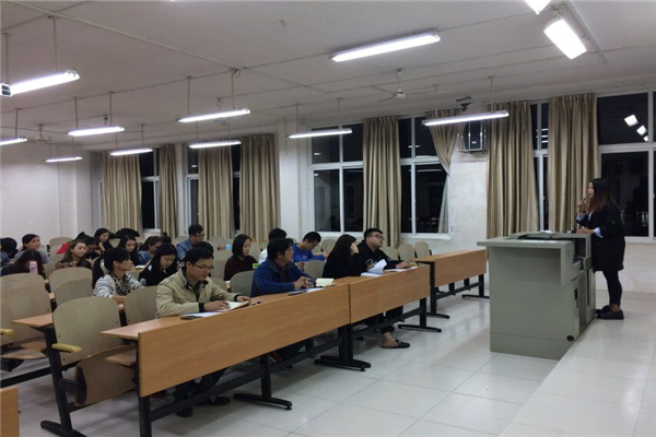 马克思主义学院举行院研究生会换届大会