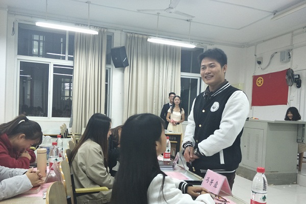 图片关键词