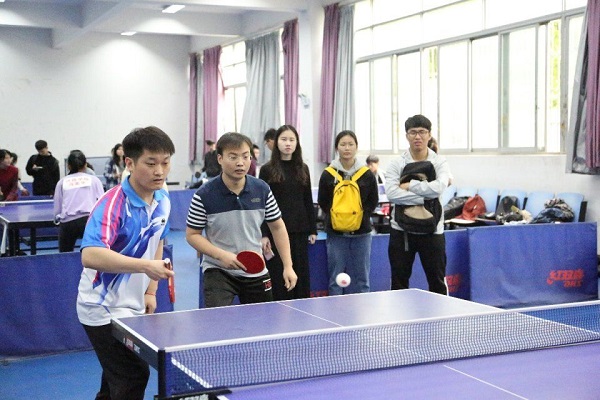 我院积极参加2019年广西师范大学学生乒乓球比赛