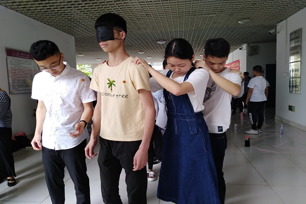图片关键词