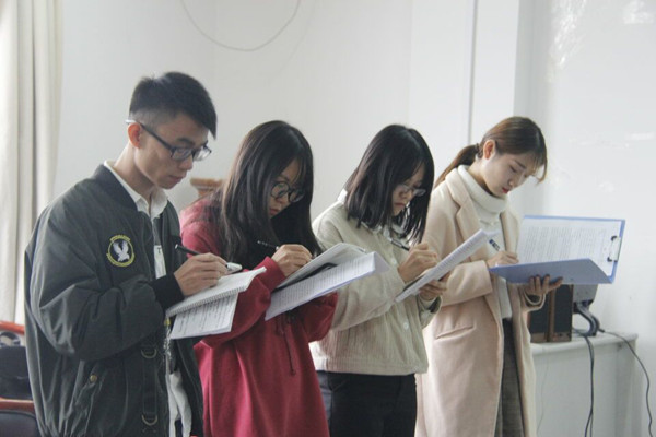 图片关键词