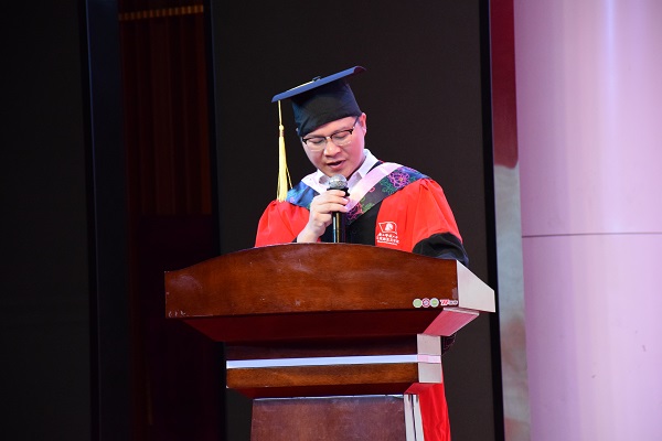 马克思主义学院举办2020届学生毕业典礼暨学位授予仪式