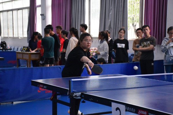 马克思主义学院积极参加广西师范大学2021年度“桃李杯”乒乓球比赛