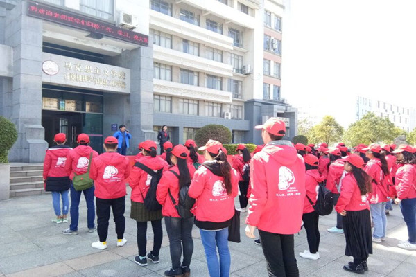 马克思主义学院“聚时代之力，弘雷锋精神”主题雷锋月启动仪式圆满开展