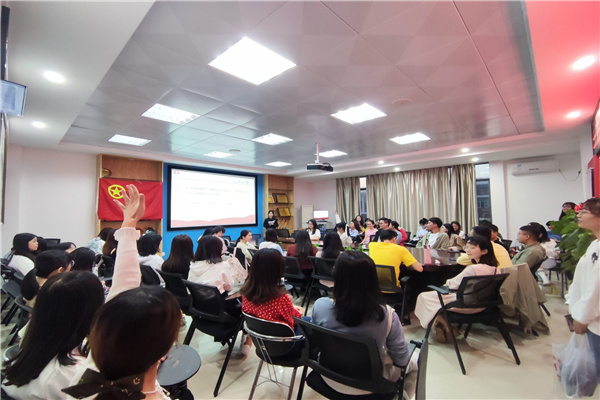 马克思主义学院研究生思想政治教育团支部成功举办 “赓续精神血脉，凝聚青年力量” ——学党史，知党情，跟党走主题团日活动