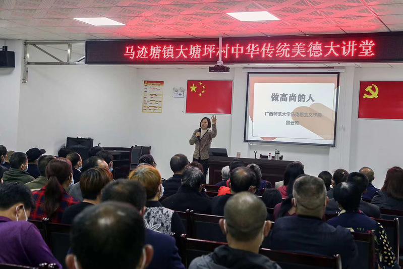 退休教师曾云莺：发挥余热显担当