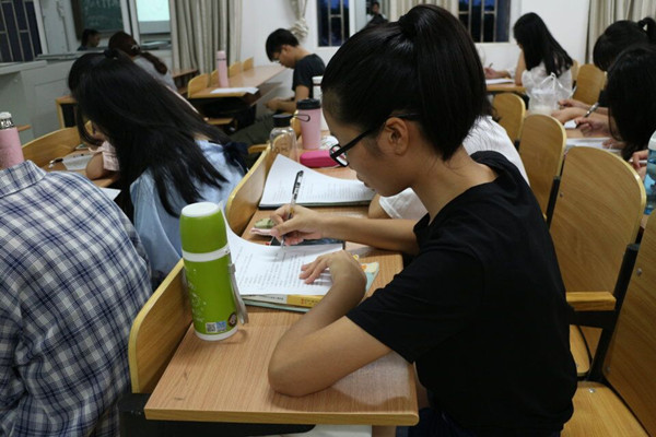 图片关键词