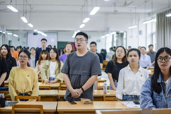 研究生综合第二团支部举办“学习中国优秀文化，增强中华文化自信”主题团日活动