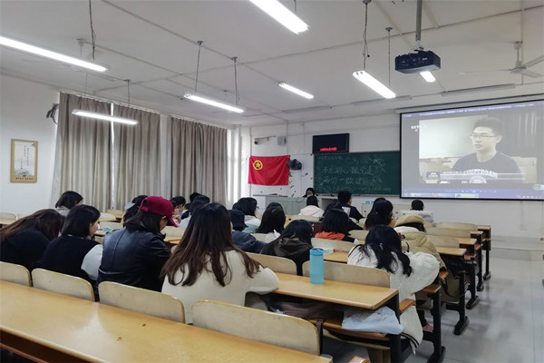 图片关键词