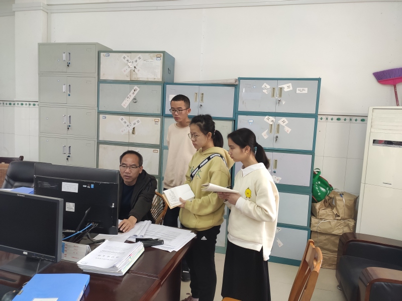马克思主义学院“思行者”团队赴林业局开展调研