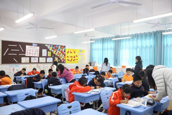 深耕实践育人 笃行劳动担当——马克思主义学院以多元实践活动夯实新时代劳动教育