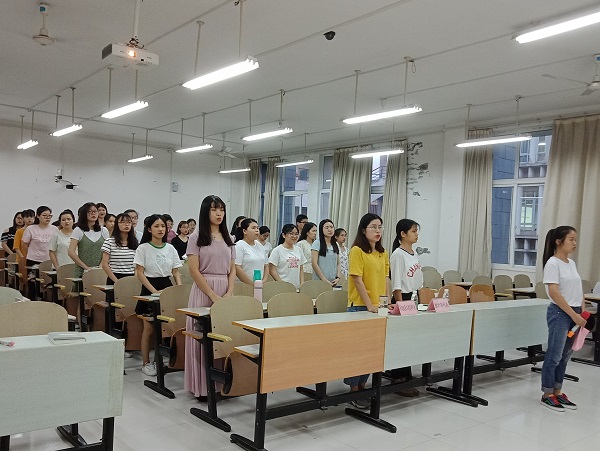 四进四信我先行 红色精神思政传——马克思主义学院2016级思想政治教育第一团支部主题团日活动圆满结束