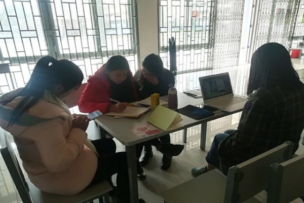 图片关键词